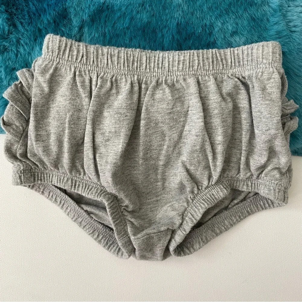 Old Navy Baby Girl Bloomer Size 6-12 Months